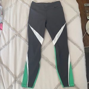 Women’s Nike size medium dry-fit leggings